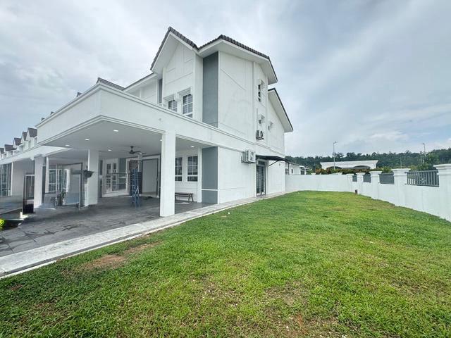 Corner unit Temple Residence Bandar County homes Rawang