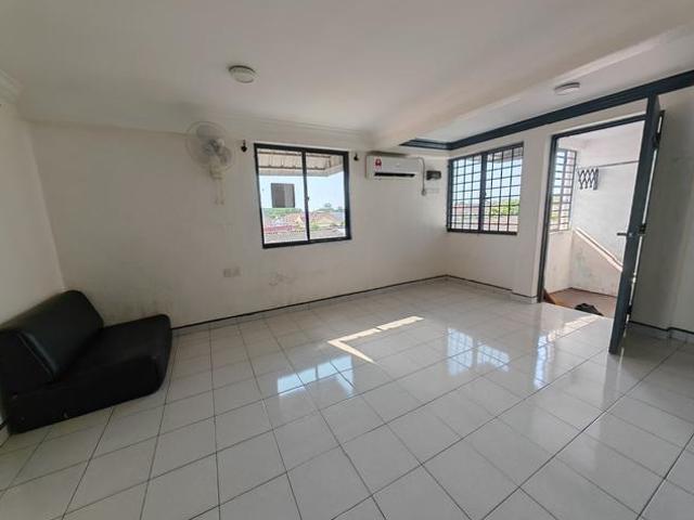 Corner Unit Tmn Perkasa Flat For Sale