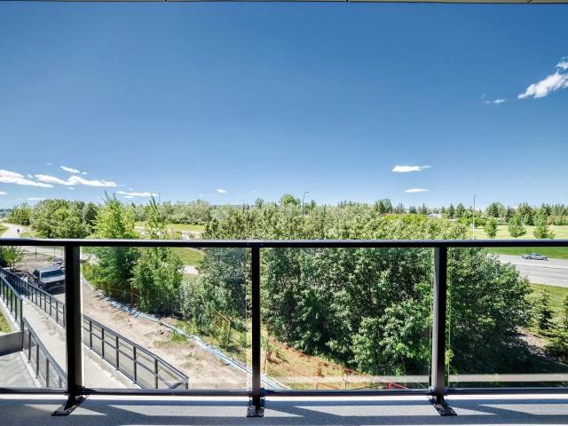 Corner Unit | Unobstructed Park & Fountain View | Dean’s Landing 2 Bed + 2 Bath