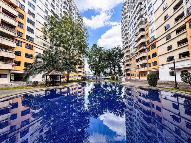 CORNER UNIT Vista Millenium Condominium Puchong