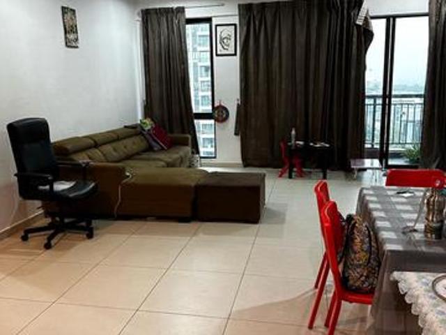 Corner unit Well Designed Serin Residency near lakefront mmu uoc