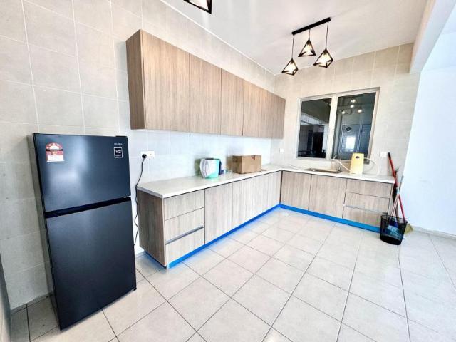 Corner Unit Adelia 3 Bangi Avenue | 3 Bilik 3 Bilik Air | RM1,300 Sebulan