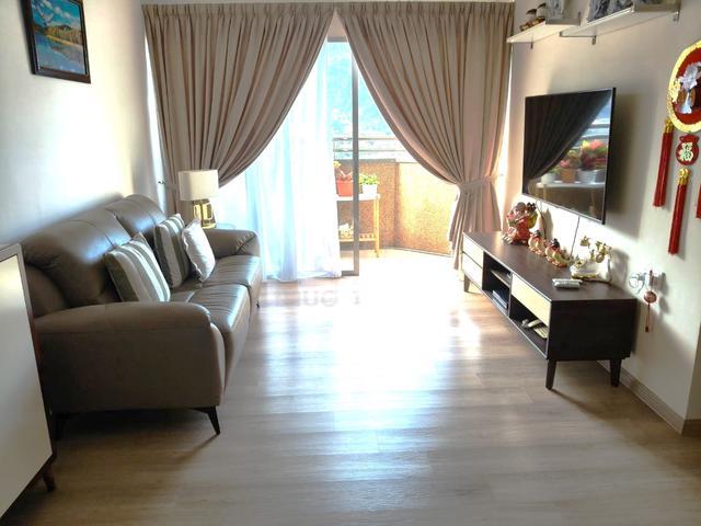 CORNER UNIT AND WELL RENOVATED SRI KISTALFARLIM 900sf