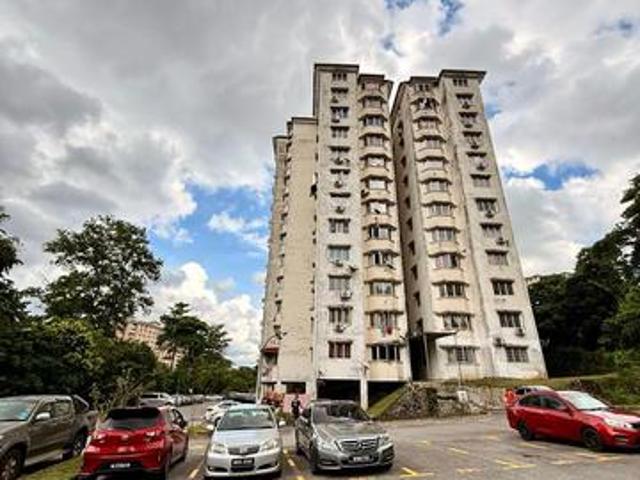 CORNER UNIT Apartment Aman Satu Desa Aman Puri Kepong Kuala Lumpur