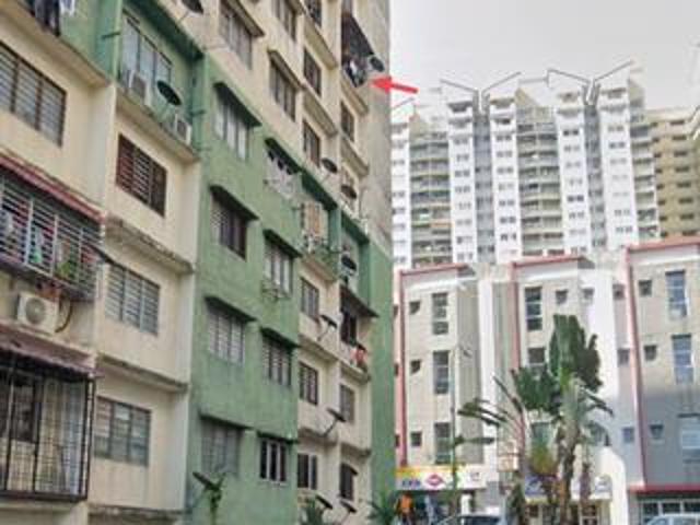 Corner Unit Apartment Desa Sri Puteri BLK E