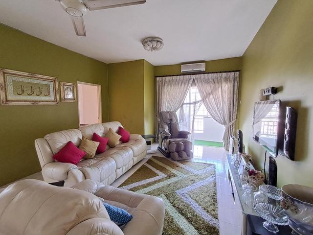 Corner Unit Best ConditionPangsapuri Melati Merdeka Villa Ampang