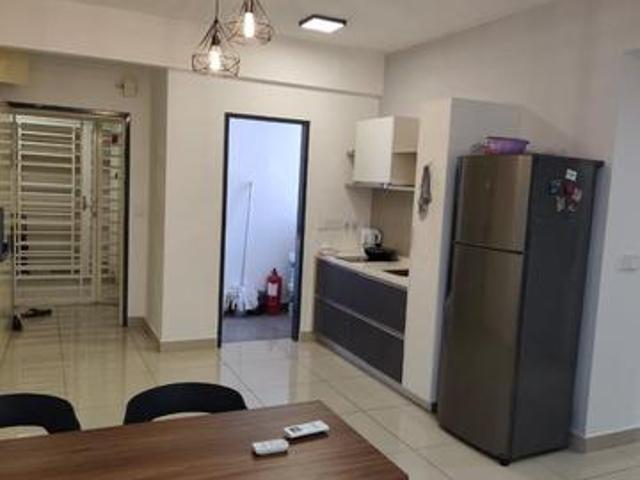 Corner unit Cerrado Residence Southville City Bangi close to UKM