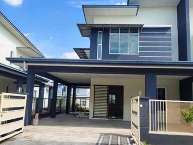 CORNER UNIT DOUBLE STOREY TERRACE HOUSE SALE AT SRI MOYAN BATU KAWA k