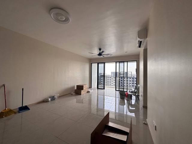 Corner Unit Dual key house service residence Anya Shorea Park Puchong
