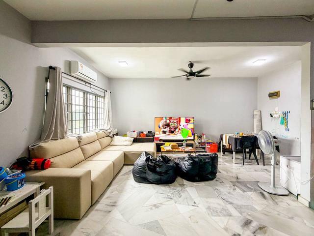 CORNER UNIT Fairville Apartment USJ 22 Subang Jaya