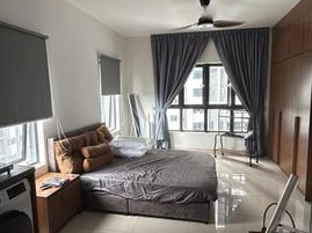 CORNER UNIT Fully Furnished Studio Astrum Ampang Bright Cozy
