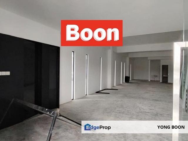 Corner Unit Ground Floor For Rent at Lorong Tun Ahmad Zaidi Adruce