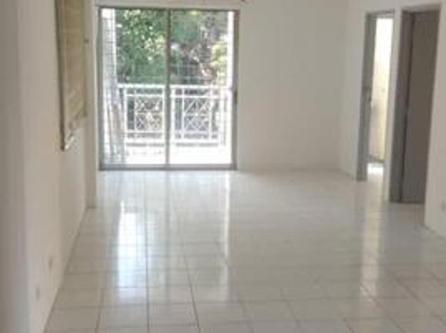 Corner unit in Kasturi Tiara Apartment