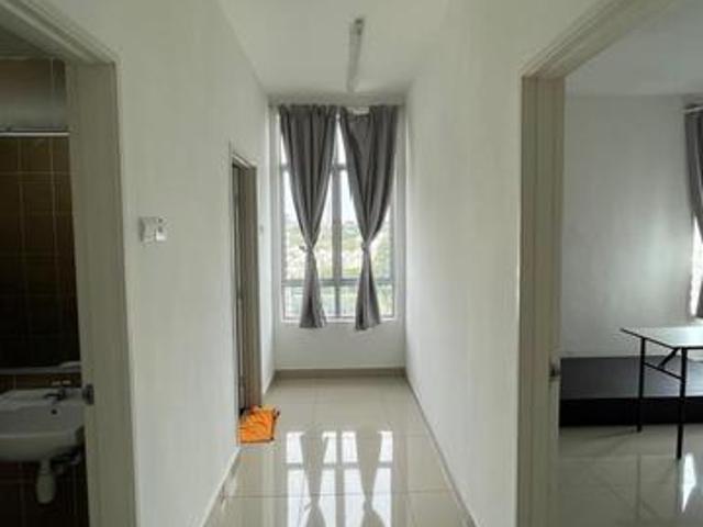Corner Unit Near UoC MMU The Arc Condo Cyberjaya