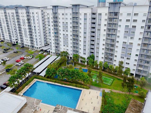 Corner Unit Pangsapuri Seri Intan U13 Setia Alam