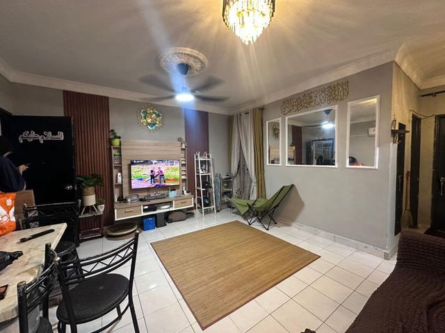 CORNER UNIT Pangsapuri Seri Indah Seri Kembangan