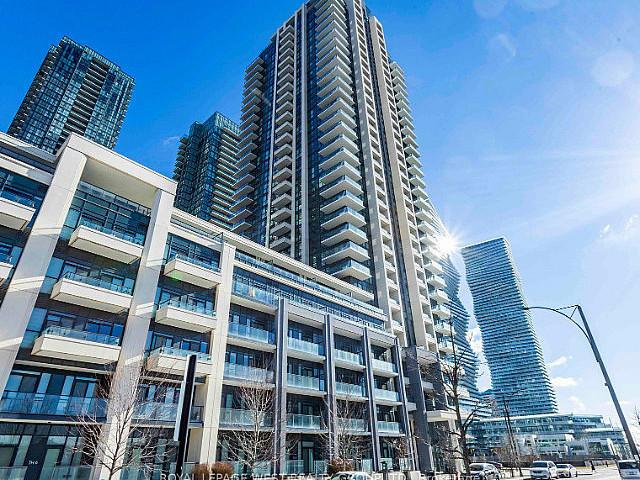 Corner Unit Paradise! 2+1 Beds, 2 Baths, Parking