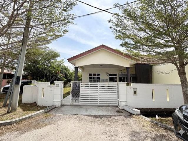 CORNER UNIT SemiD Taman Harmoni Tanjung Agas Muar
