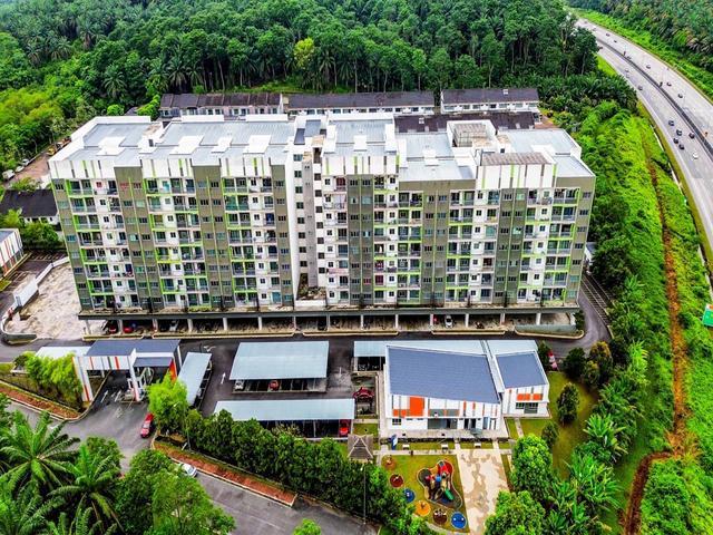 CORNER Unit Suria Mewah Residence Semenyih