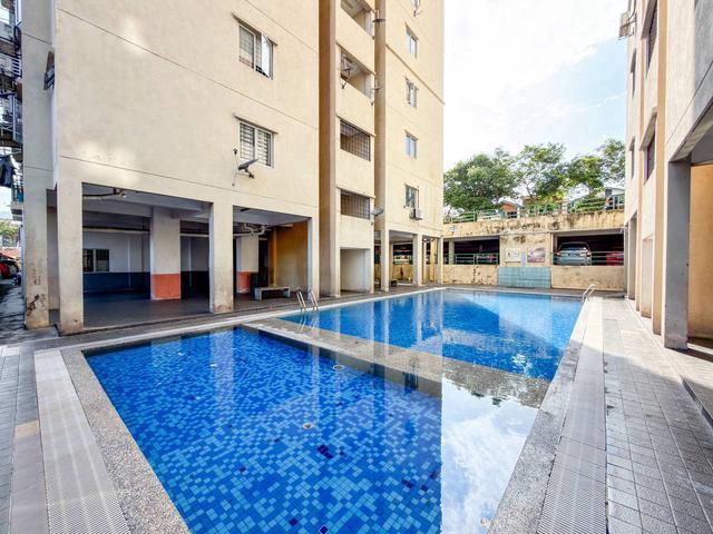 Corner UnitPangsapuri Saujana Gombak Sri Gombak