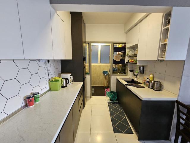 CORNER UNITRENO Gapura Bayu Apartment Jade Hill KAJANG