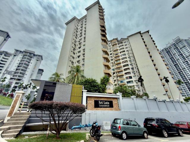 Corner UnitSri Lata Condominium Desa Petaling KL