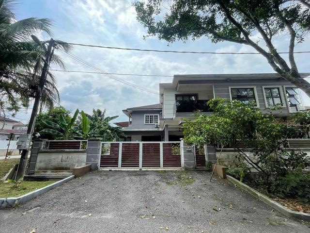 CORNERLOT Saujana Puchong untuk dijual
