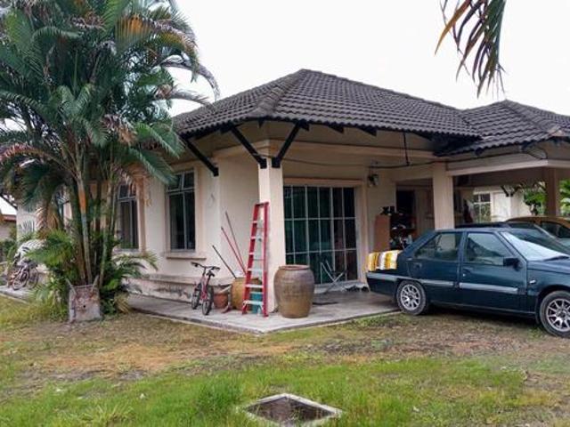 Cornerlot Single Storey Bangalow Jalan Anggerik 2D Prima Beruntung
