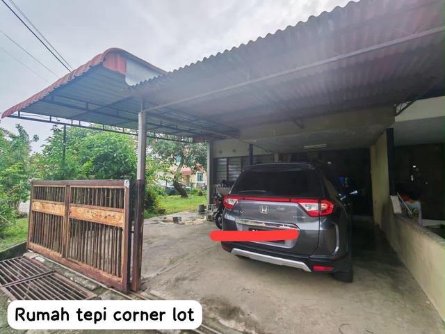 CORNERLOT TMN SRI INTANFULL LOAN BOOKING 1k2604 sqft NONBUMI