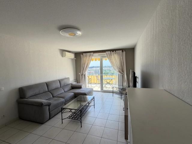 NICE CORNICHE FLEURIE 2 PIECES TERRASSE GARAGE EN SUS