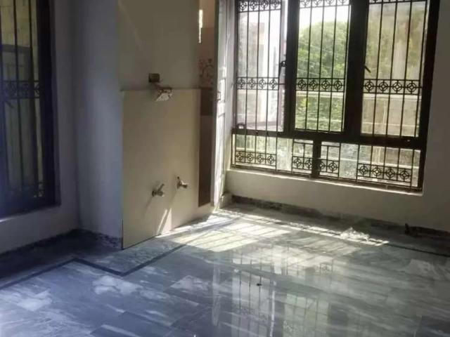 Cornor House for sale in i 10 sector Islamabad I 10 ID 18026
