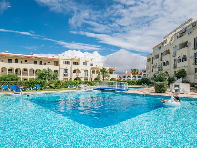 Coronilla Apartment, Albufeira, Algarve, Albufeira Amsterdam Apartments for Rent