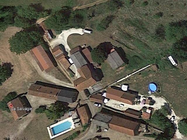 CORPS DE FERME