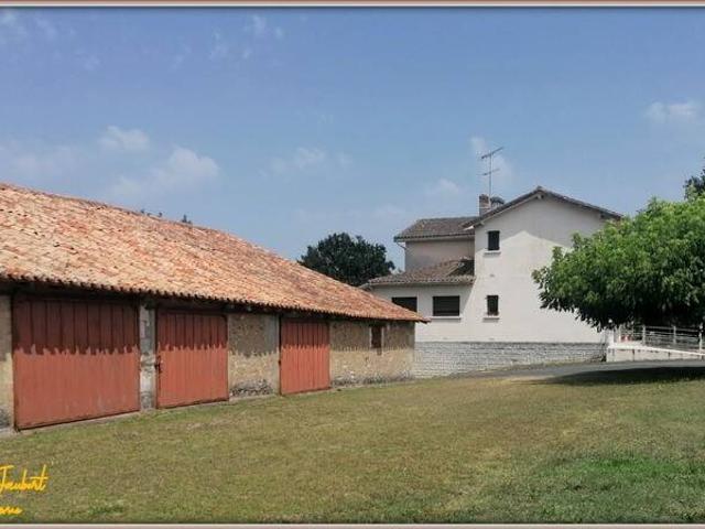 corps de ferme