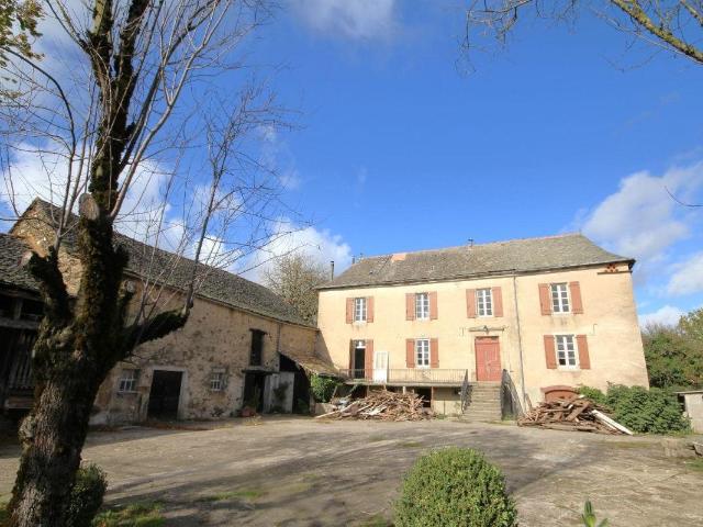 Corps de ferme 189m² La Salvetat Peyralès