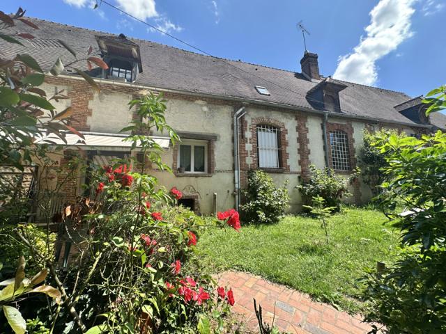 Corps de ferme 2 habitations, grange et étable