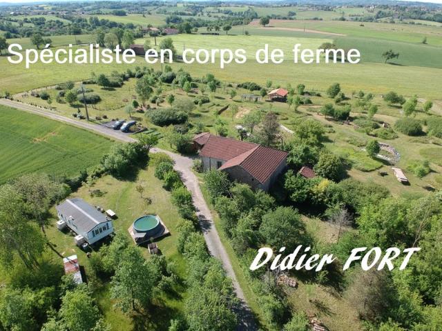 CORPS DE FERME AVEC GRANGE ET DEPENDANCES MOBILHOME SUR TERRAIN SUR VEGETALISE DE 2ha16a90ca 250000