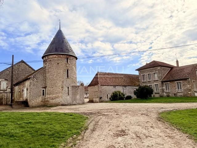 Corps de ferme historique La Chapelle Gauthier Seine et Marne