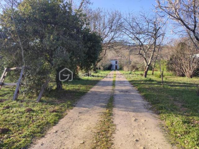 Véritable joyau de la campagne à Coufouleux !