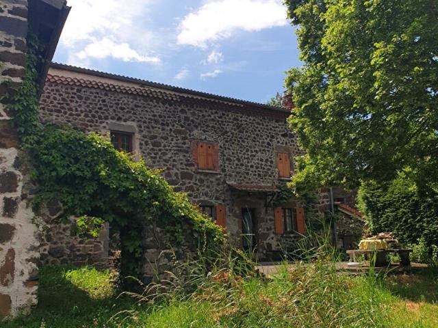 Corps de ferme Saint Arcons d'Allier