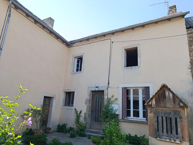 Corps de ferme Sainte Juliette sur Viaur