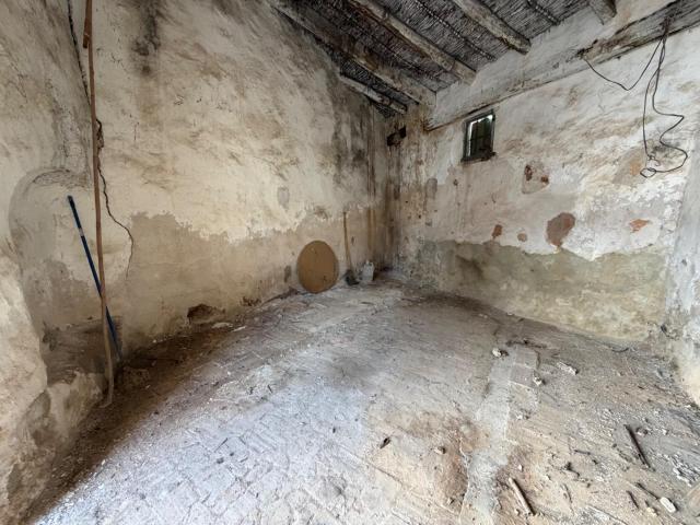 CORRAL EN LLIRIA ZONA EL RABAL