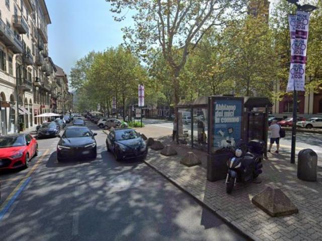 CORSO VITTORIO EMANUELE AMPIO E GRAZIOSO QUADRILOCALE RISTRUTTURATO NUOVO
