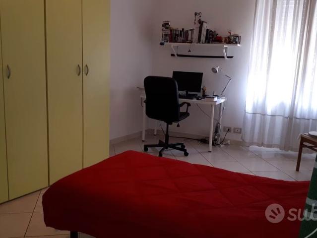 CORSO FARINI AMPIO BILOCALE: 410 euro