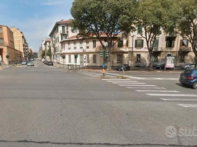 Corso peschiera Luminoso trilocale arredato