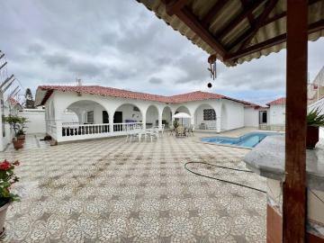 COSTA DE ORO SALINAS: INMENSA CASA 5/6 CON PISCINA Y JACUZZI A 3 CUADRAS DEL MAR