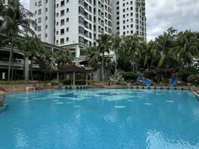 COSTA MAHKOTA