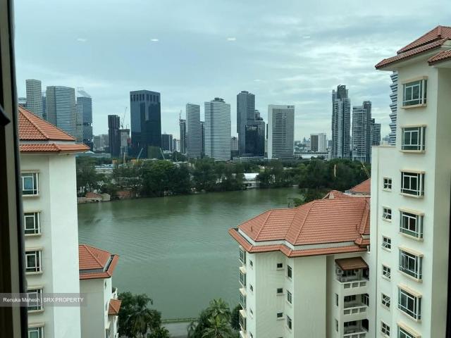 Costa Rhu D15, Condominium