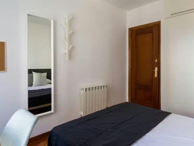 Costanilla de los Ángeles, Madrid, Community of Madrid 28013