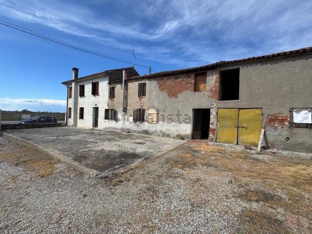 Costruzione in vendita di m²